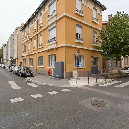 Appartement ❁ Modern And Bright Studio For 4 People ❁